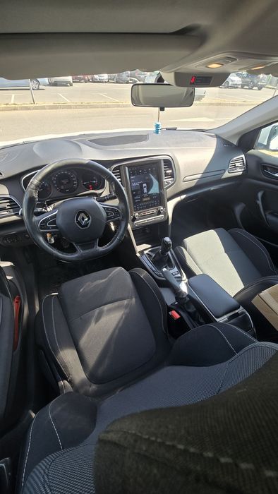 Renault Megane 4 ,1.3 tce benzina an 2019, euro6,singurul proprietar

Renault Megane 4  1.3 benzina euro6 ~ 2019~Primul Proprietar
