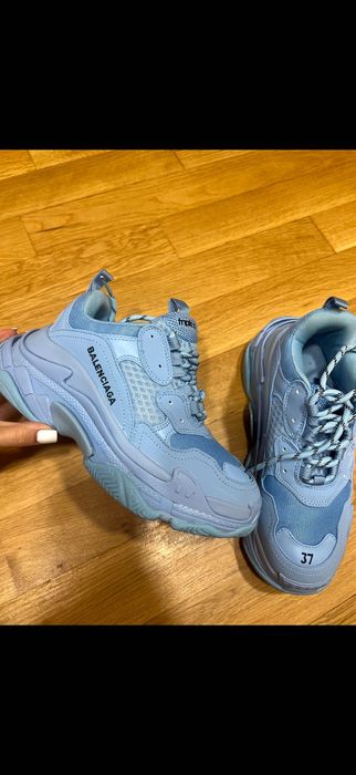 Маратонки balenciaga 37 номер triple S