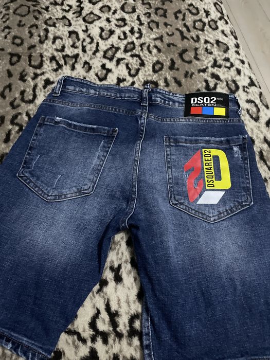 Blugi scurti dsquared2