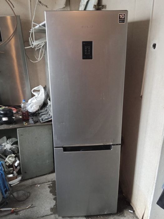 Продам холодильник Samsung