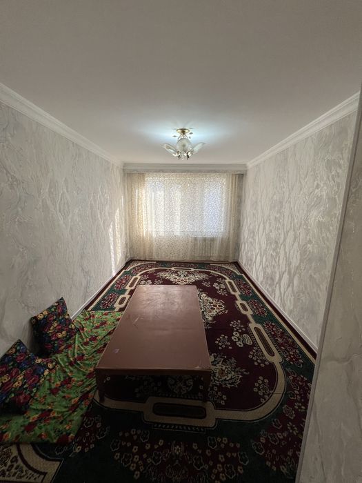 Mekrarayon bozorcha yonida turt hona uchinchi qavat