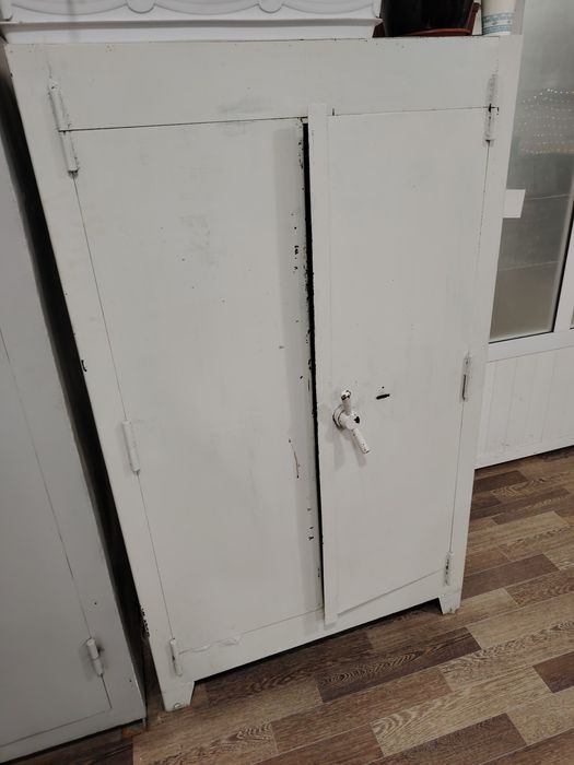 Темир сейфлар сотилади