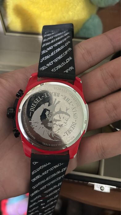 Продам часы Diesel 100метровки