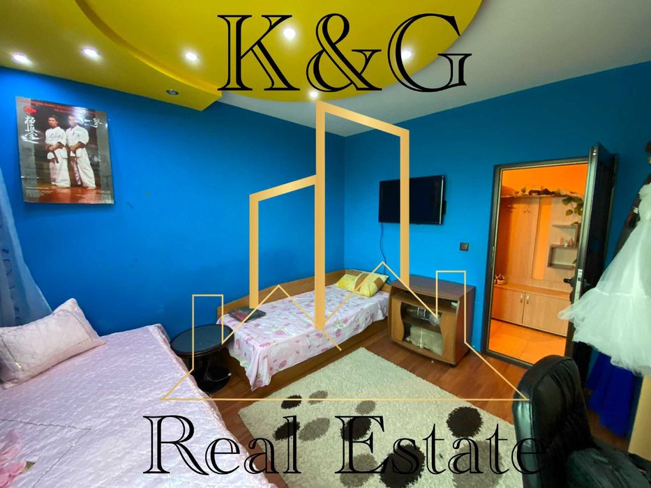 Продава се Тристаен апартамент в Разград, Орел - 76 кв.м за 1275 €/кв.м - Снимка #3