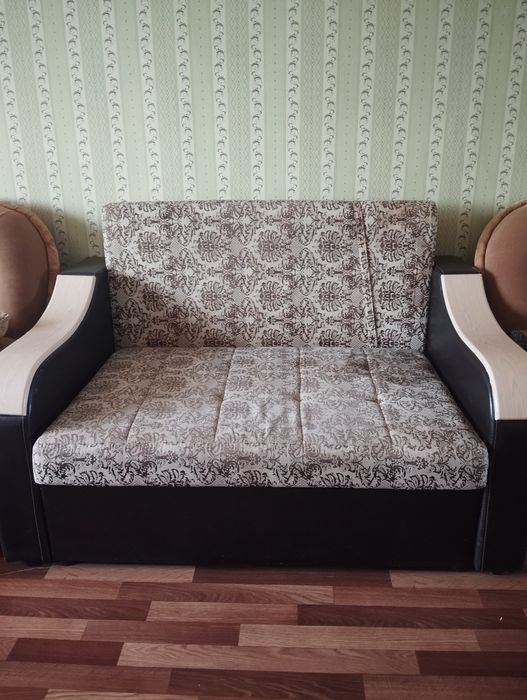 Продам диваны ненужные