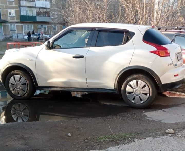Продам автомобиль Nissan Juke