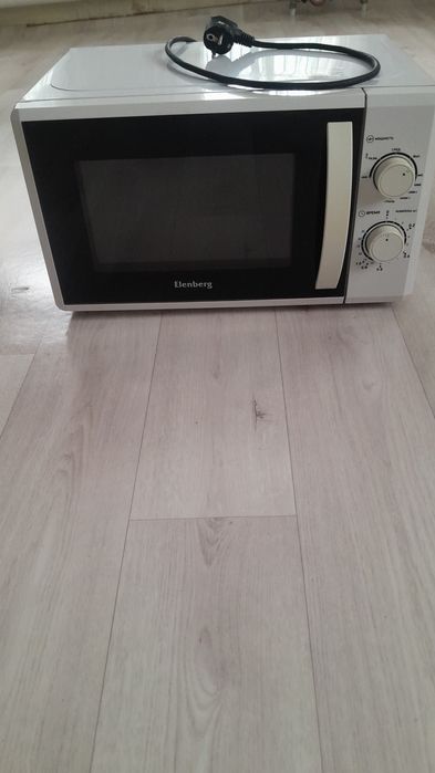 Микроволновая печь Elenberg