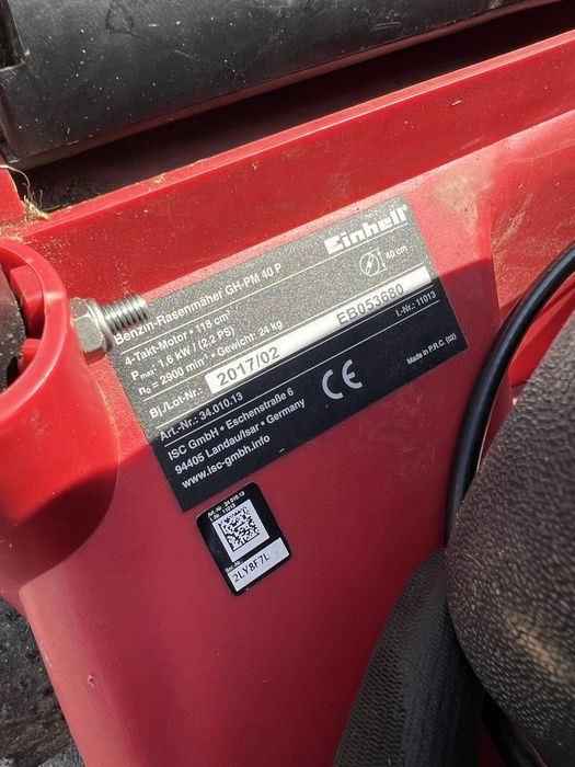 Masina de tuns iarba pe benzina Einhell