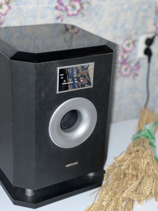 Сабвуфер новый