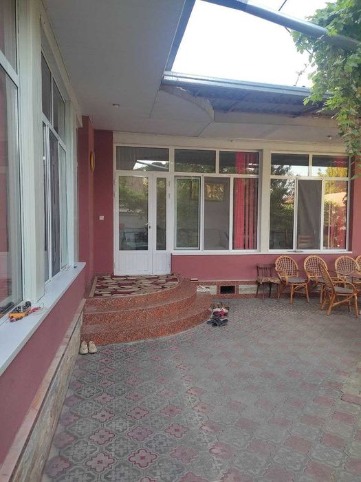 Продается дом 7.78 соток. Фасад 17 метров. 219 000 $.