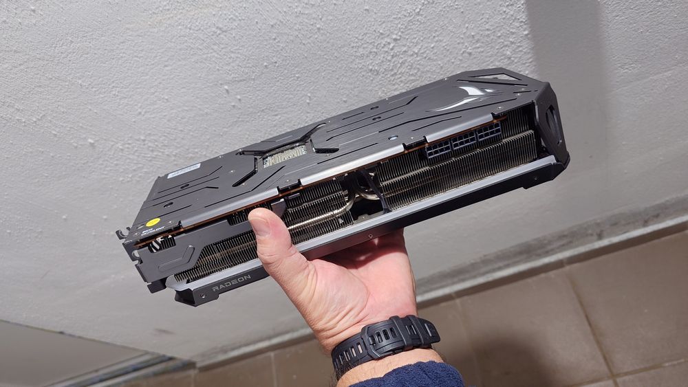 Vând Radeon RX 7900 XTX 24Gb