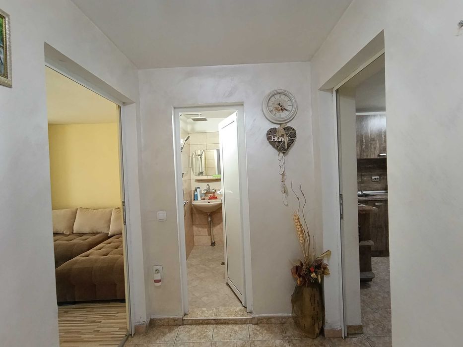 Продава се Едностаен апартамент в Габрово, Трендафил 2 - 45 кв.м за 510 €/кв.м - Снимка #2