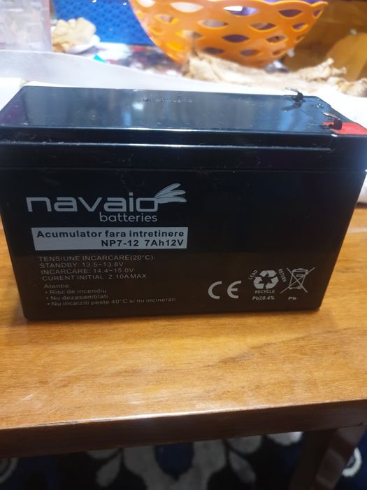 Baterie de 12v cu 7AH