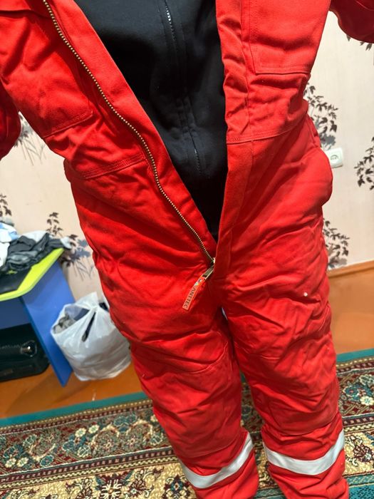 Продам спецовку для работы