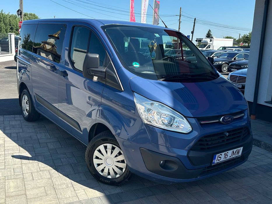 Ford Transit Custom 2,2 tdci 2015 8+1 locuri accept variante !