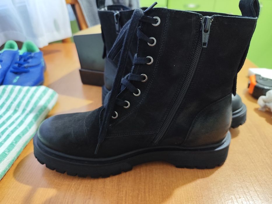 Дамски боти на Lasocki естествена кожа