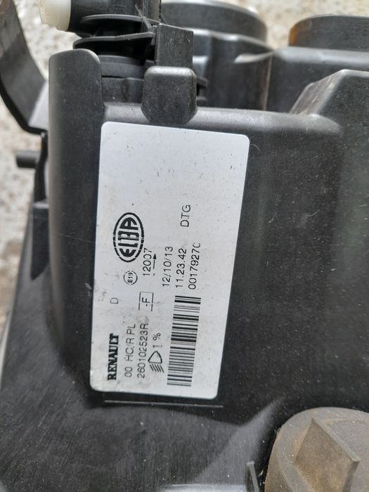 Set Far Farui Stanga Dreapta Dacia Sandero Stepway Logan