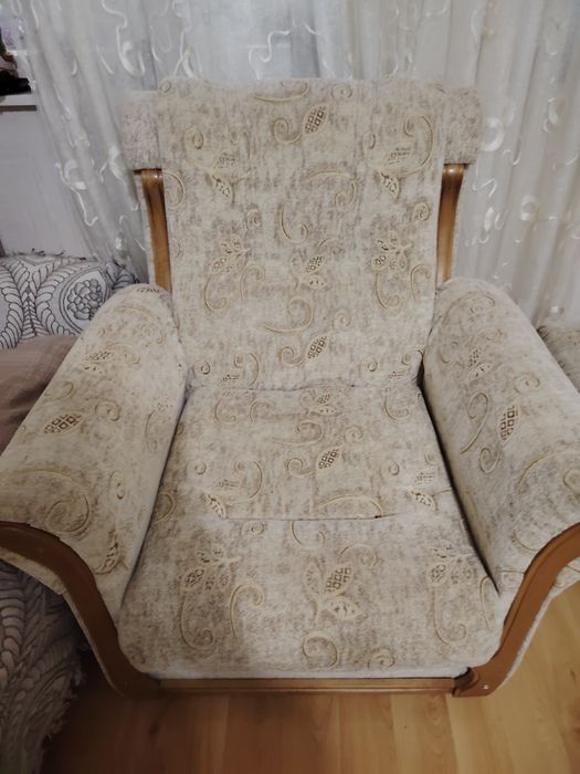 Продавам холна гарнитура
