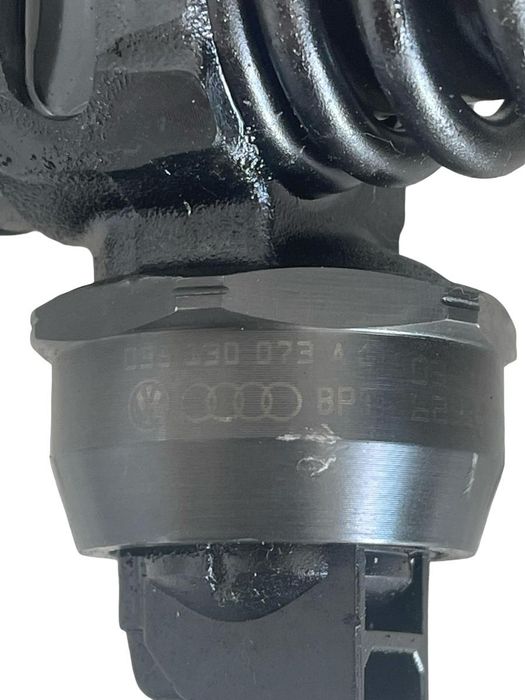 Set Injectoare Combustibil Volkswagen Touran 1T1, 1T2 2003 - 2010 1.9 Tdi Avq 038130073Ag