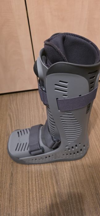Orteza rebound air walker