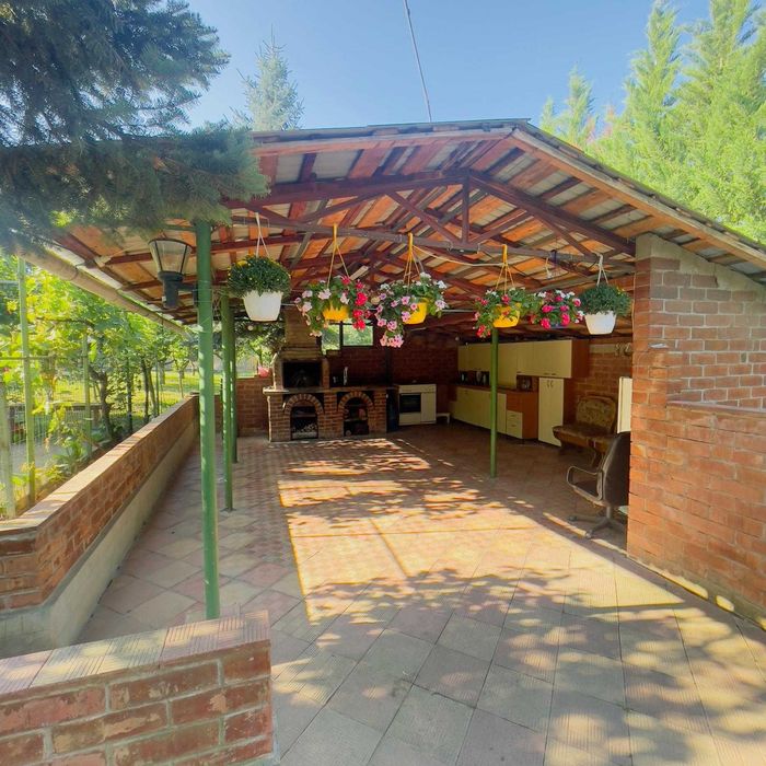 Inchiriez cabana cu gradina langa Iasi