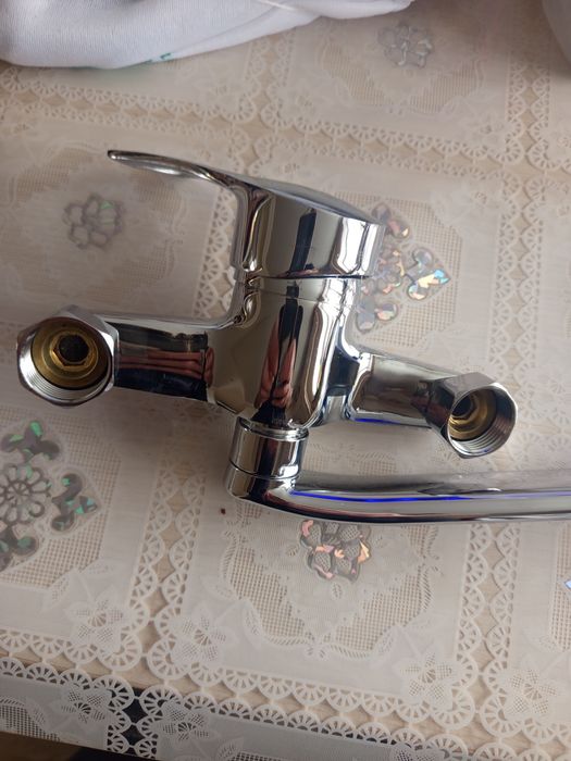 Продам 4 смесителя