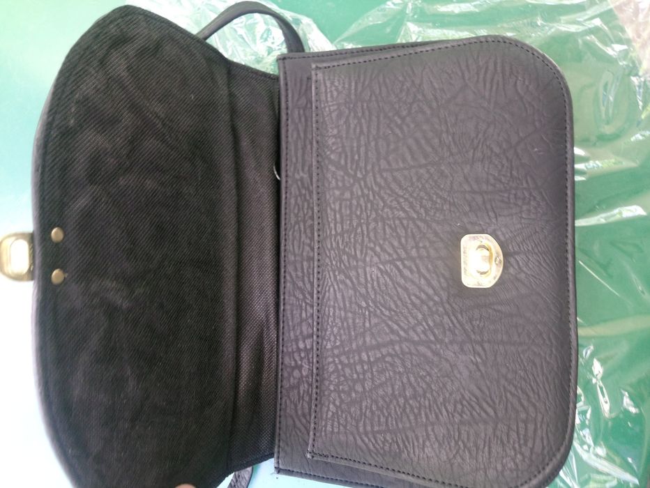 Дамска чанта-елегантно изпълнение!