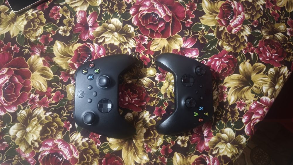Xbox x консоль 1 Тб в идеале