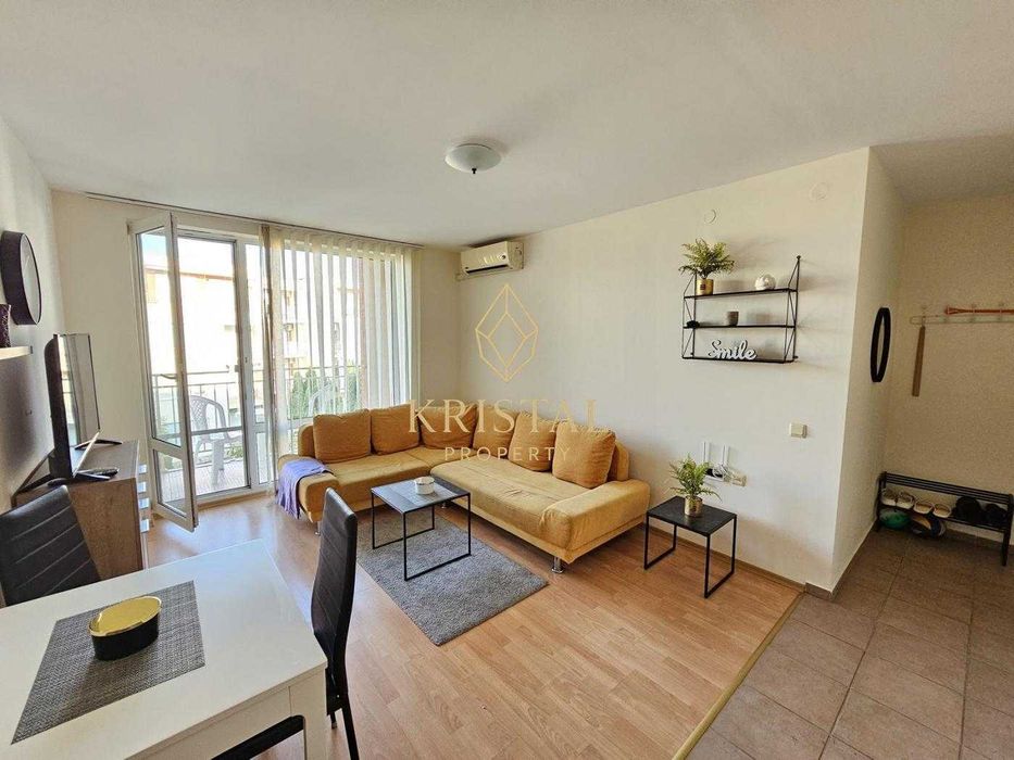 Продава се Двустаен апартамент в к.к. Слънчев бряг - 56 кв.м за 1322 €/кв.м - Снимка #1