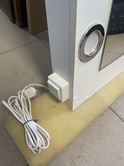 Зеркало навесное