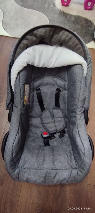 Бебешка количка MIA 3в1