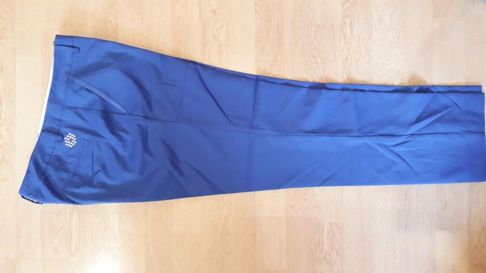 Pantaloni casual Puma