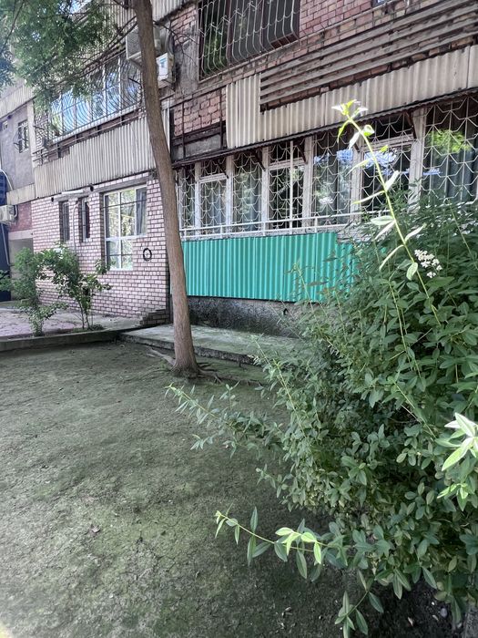 Продается 3 комнатная квартира в центре города