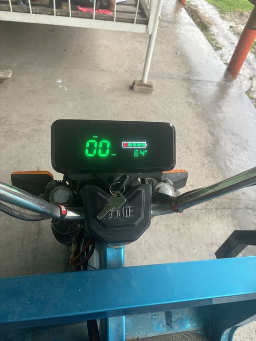 Муравейник мотоцикл трицикл