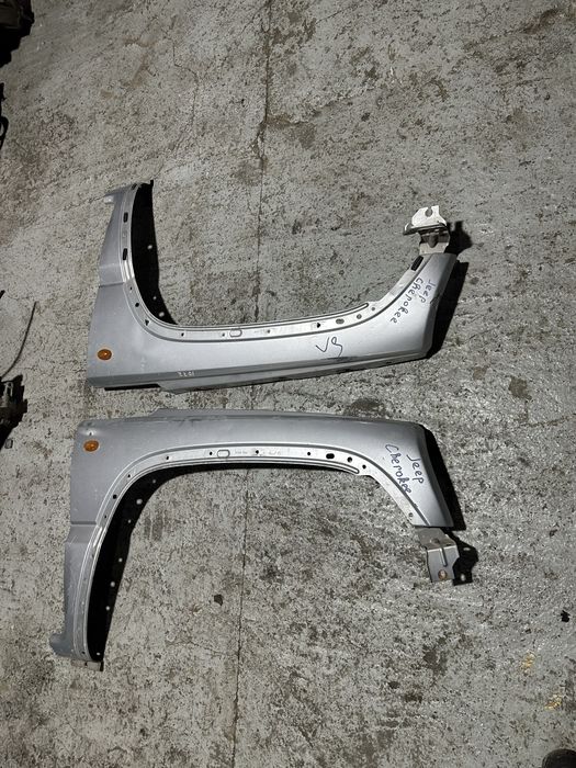 Крылья передние  Jeep Cherokee KJ