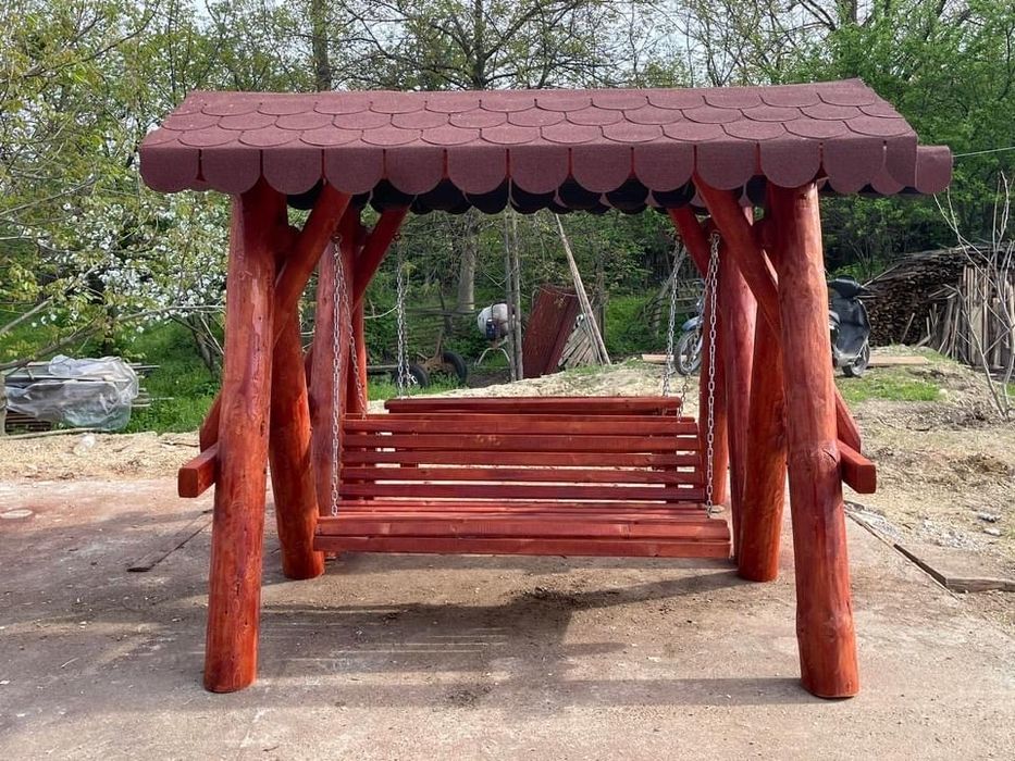 Leagane si mese rustice din lemn masiv