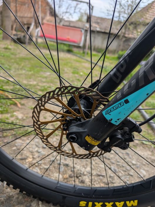 Bicicleta asistata electric Bulls