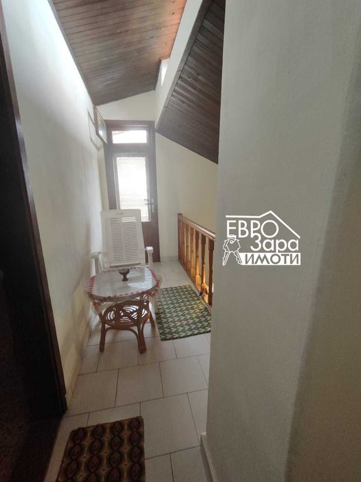 Масивна, обзаведена къща за продажба в с.Дълбоки