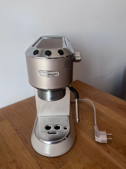 De'Longhi Dedica Arte