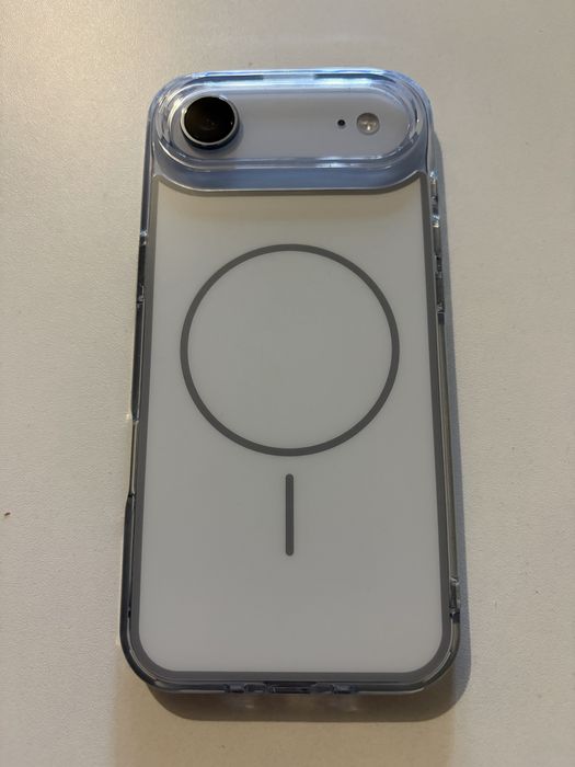 Продам iPhone Air 256Gb Sky Blue