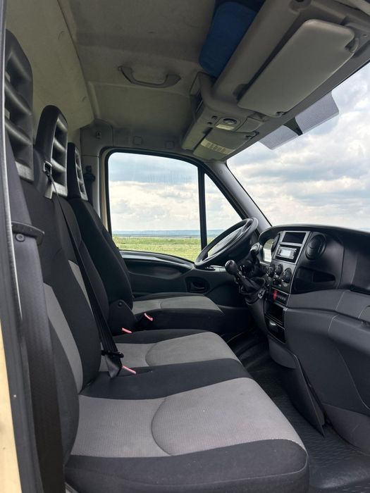 Vând iveco daily 35S13