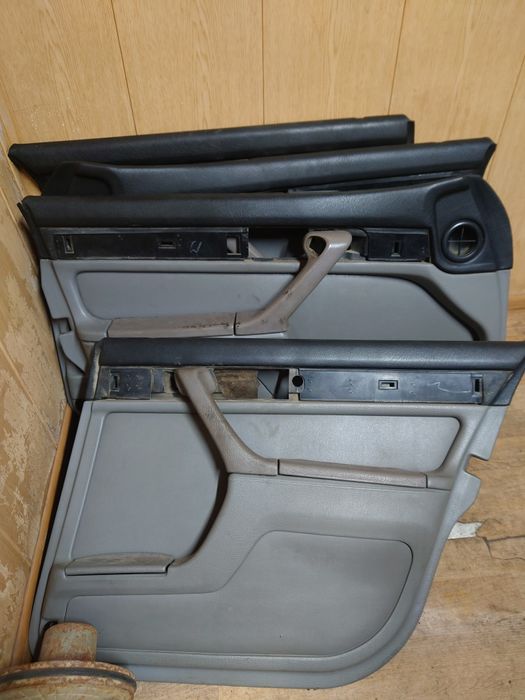 Дверные карты на Bmw E32