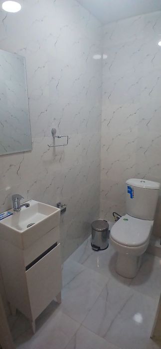 Сдается 3-х комнатная квартира в новом доме. Все удобства есть.