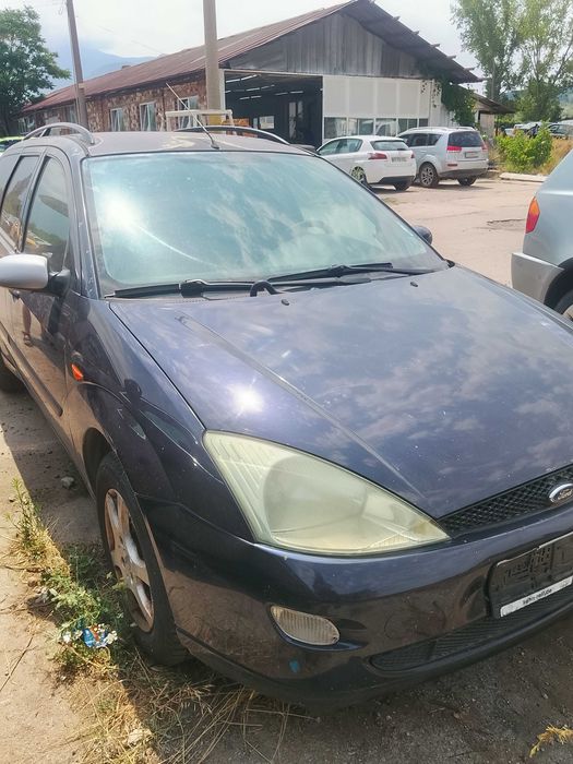 Ford Focus 1.6 бензин
