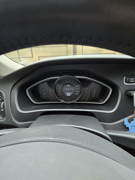 VOLVO V40 2013 — imagine 5