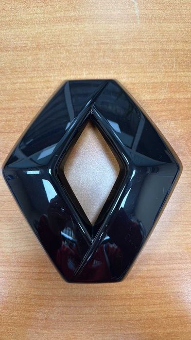 Емблема предна Renault 2012- черна