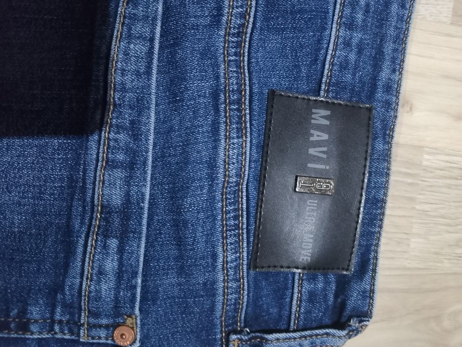 Pantaloni scurți Mavi