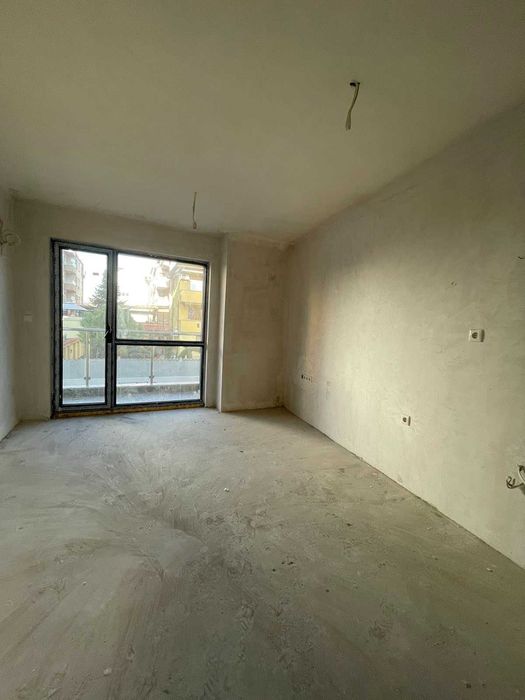 Продава се Тристаен апартамент в Пловдив, Кючук Париж - 74 кв.м за 1555 €/кв.м - Снимка #3