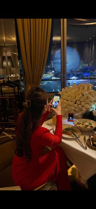 продаю красное платье