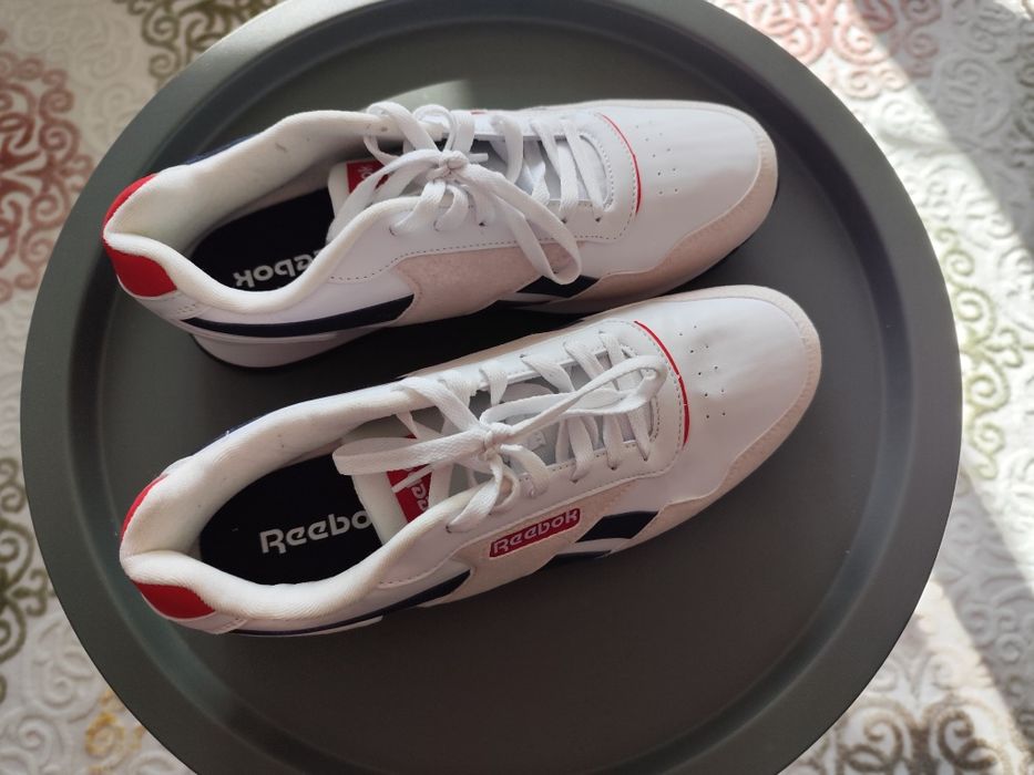 Pantofi sport Reebok noi